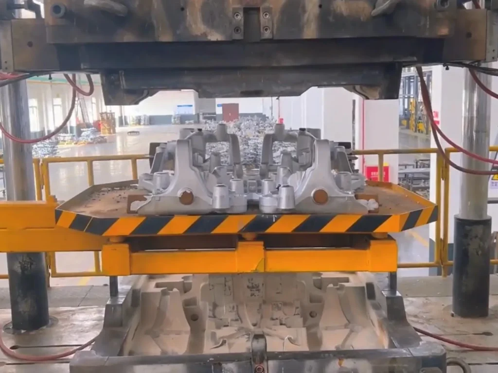 High pressure die casting for complex metal parts