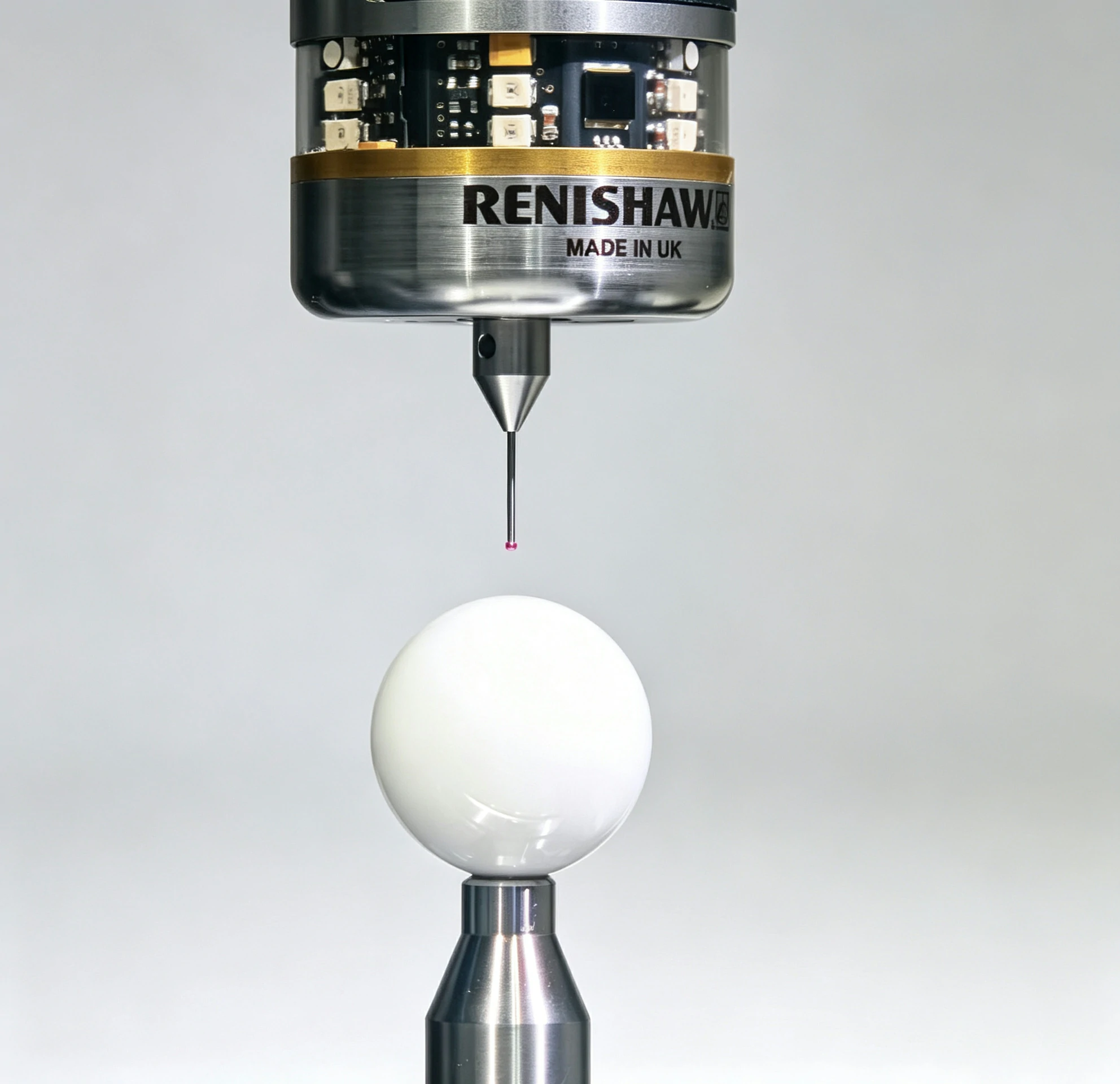 renishaw-cmm-probe-calibration-sphere-closeup